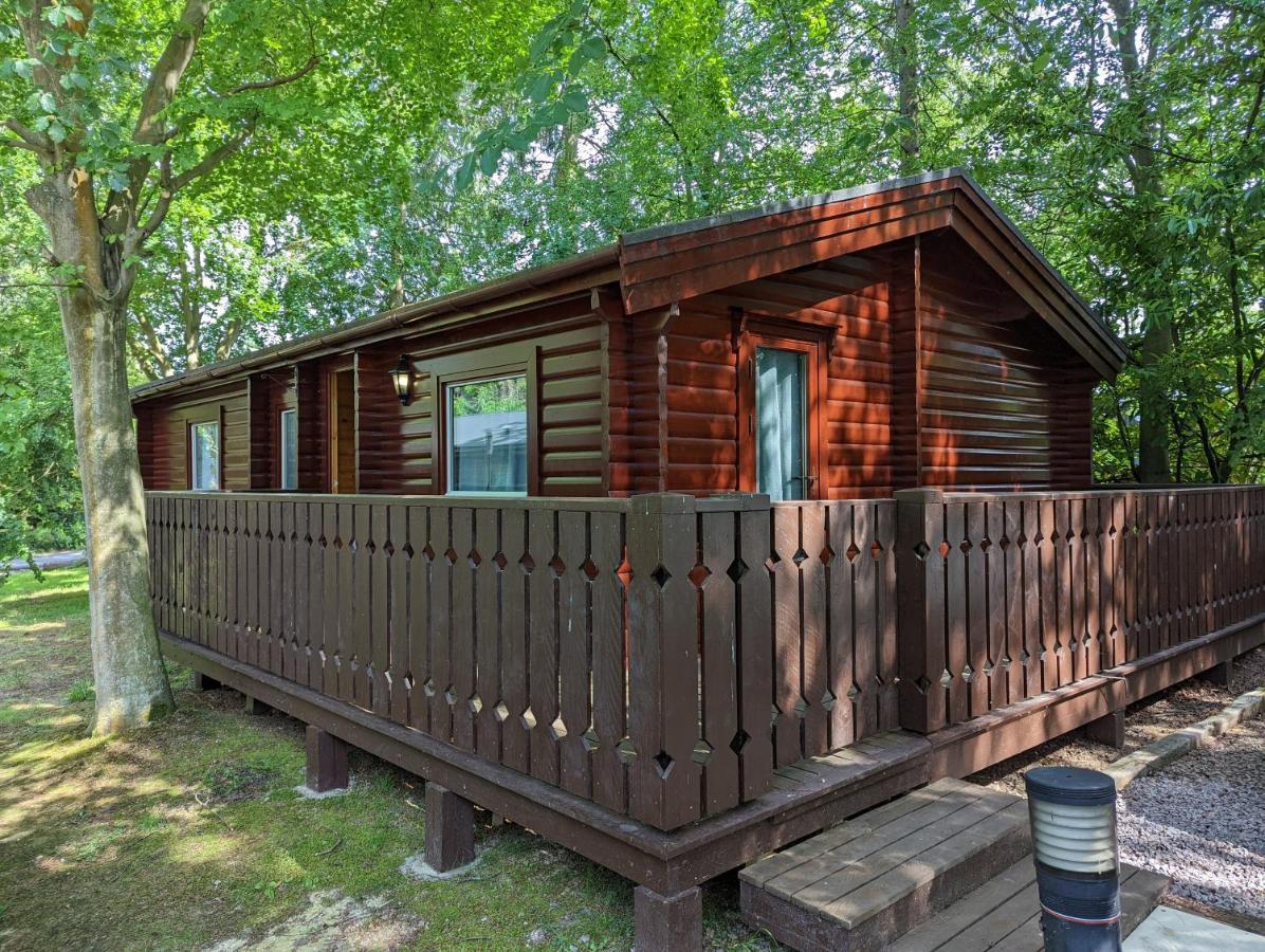 Pineshadow Lodge-Dog Friendly Kenwick Park Louth Louth  Exterior foto
